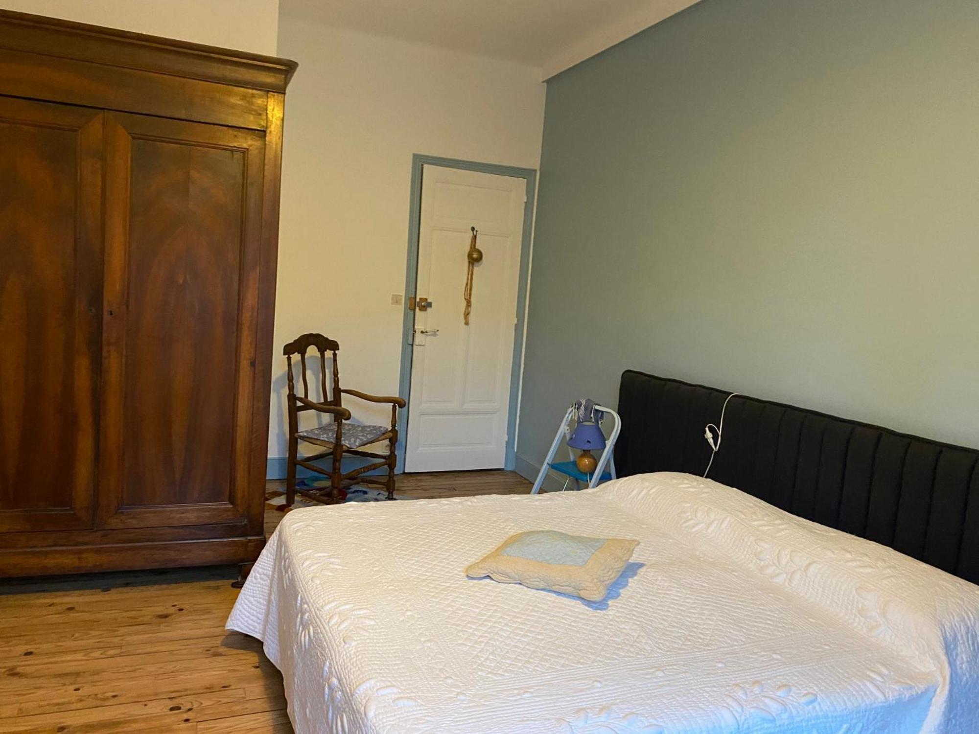 Les Chambres De Marielou Aurillac Esterno foto